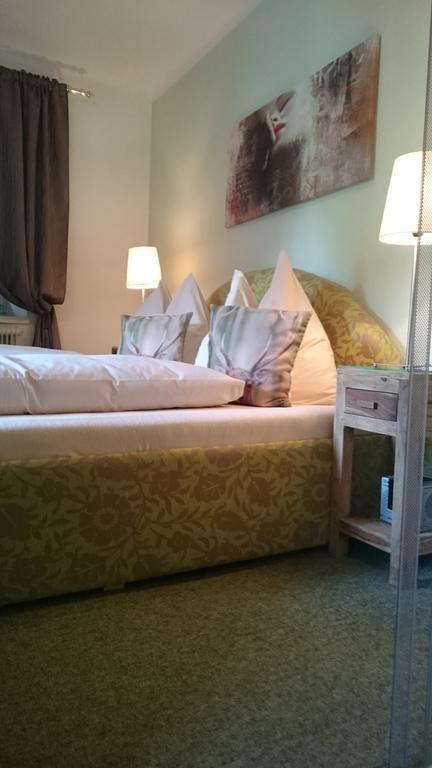 Hotel Gasthof Krisplwirt Zimmer foto